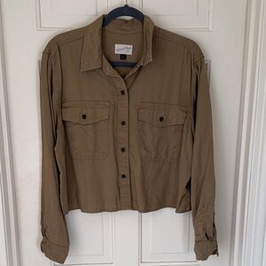 Universal Thread Tan Button Down Shirt